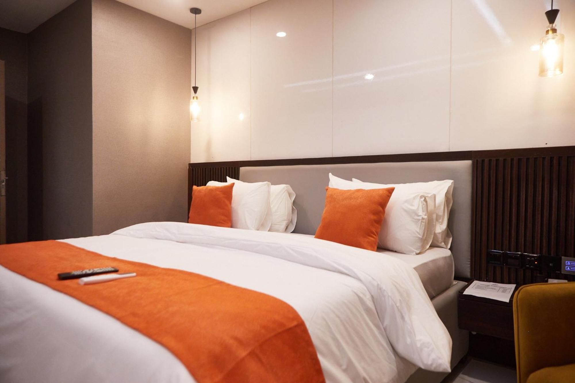 Bon Hotel Nest Garki II Абуджа Екстер'єр фото