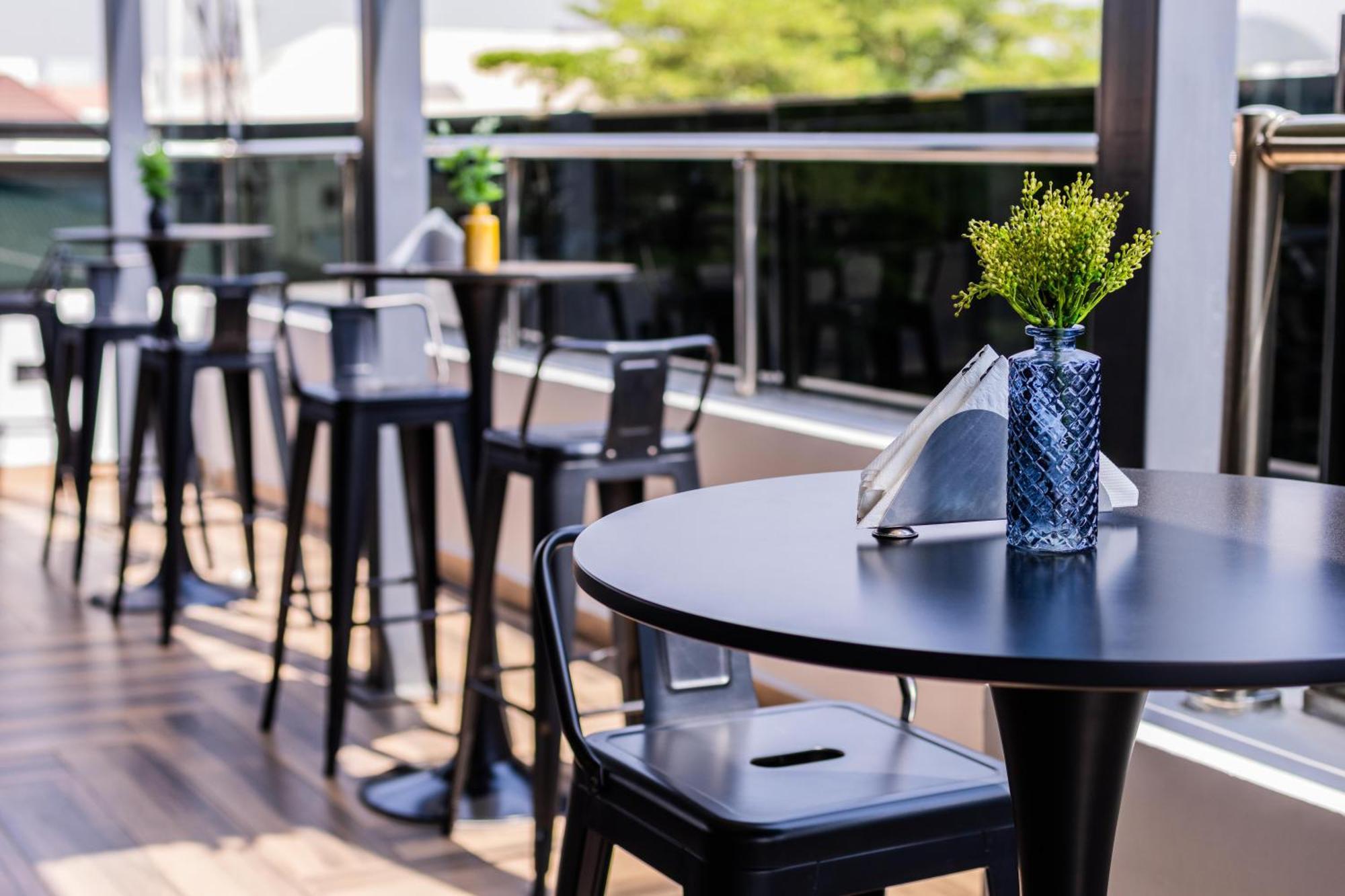 Bon Hotel Nest Garki II Абуджа Екстер'єр фото